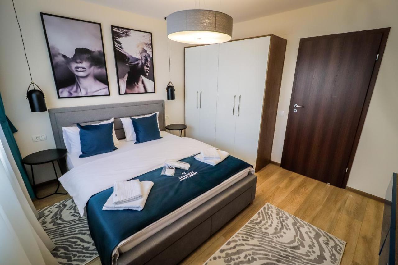 Ferienwohnung Lux Green Apartament 2 Brașov Exterior foto