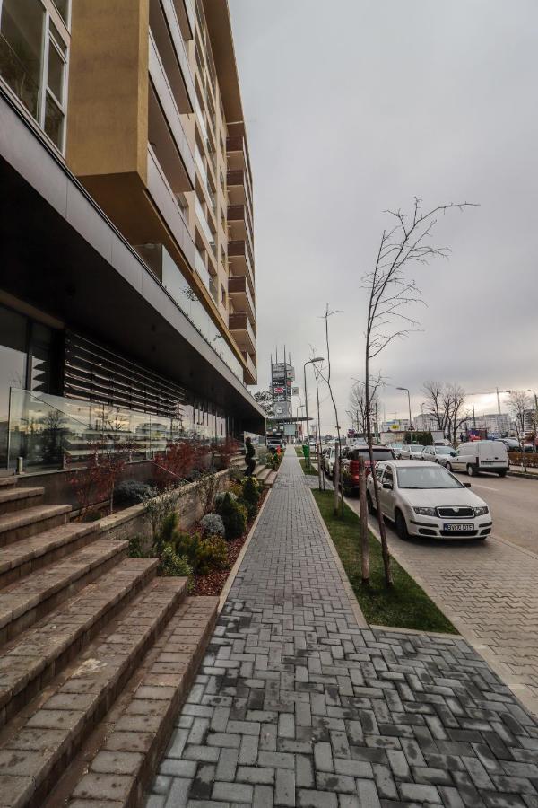 Ferienwohnung Lux Green Apartament 2 Brașov Exterior foto